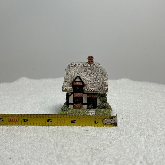 Lilliput Lane Granny Smiths Cottage With Deed from 1992 - Picture 10 of 11